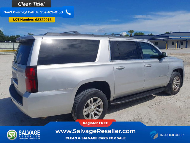 Used 2019 Chevrolet Suburban LT RWD image 4