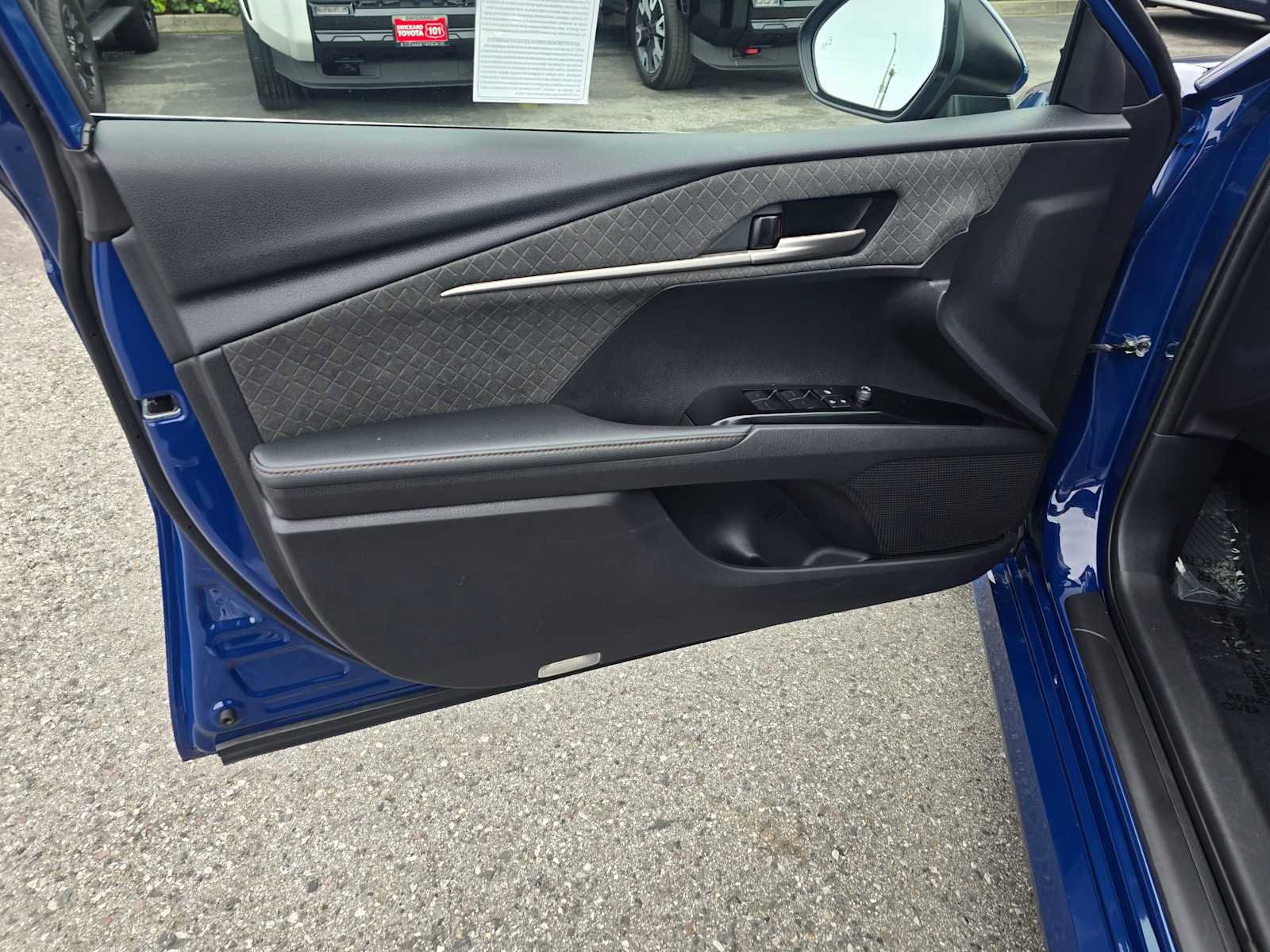 Used 2026 Toyota Camry XLE image 24