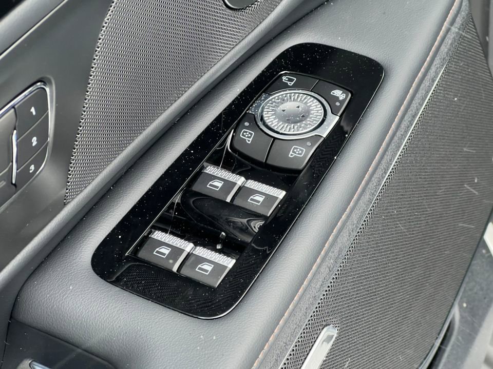 New 2026 Lincoln Nautilus Reserve w/ Jet Appearance Package AWD/4WD image 14