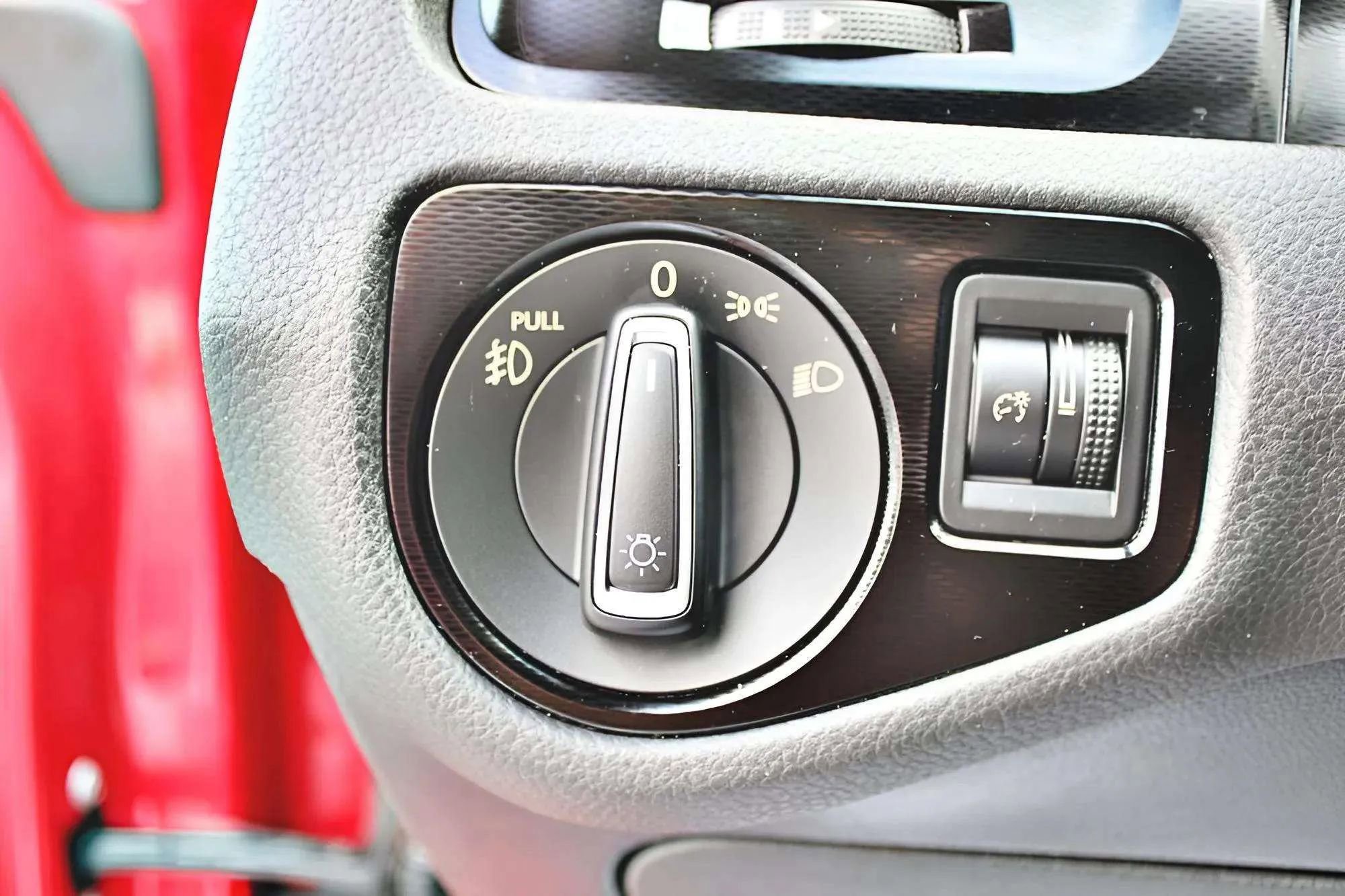 Used 2017 Volkswagen GTI S FWD image 15