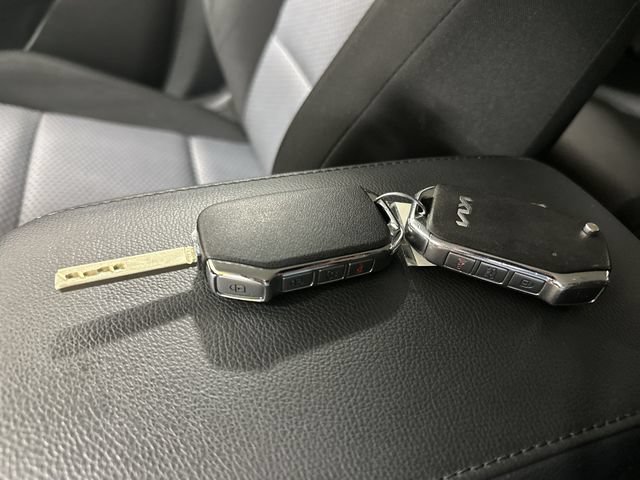 Used 2022 Kia Soul LX FWD image 24