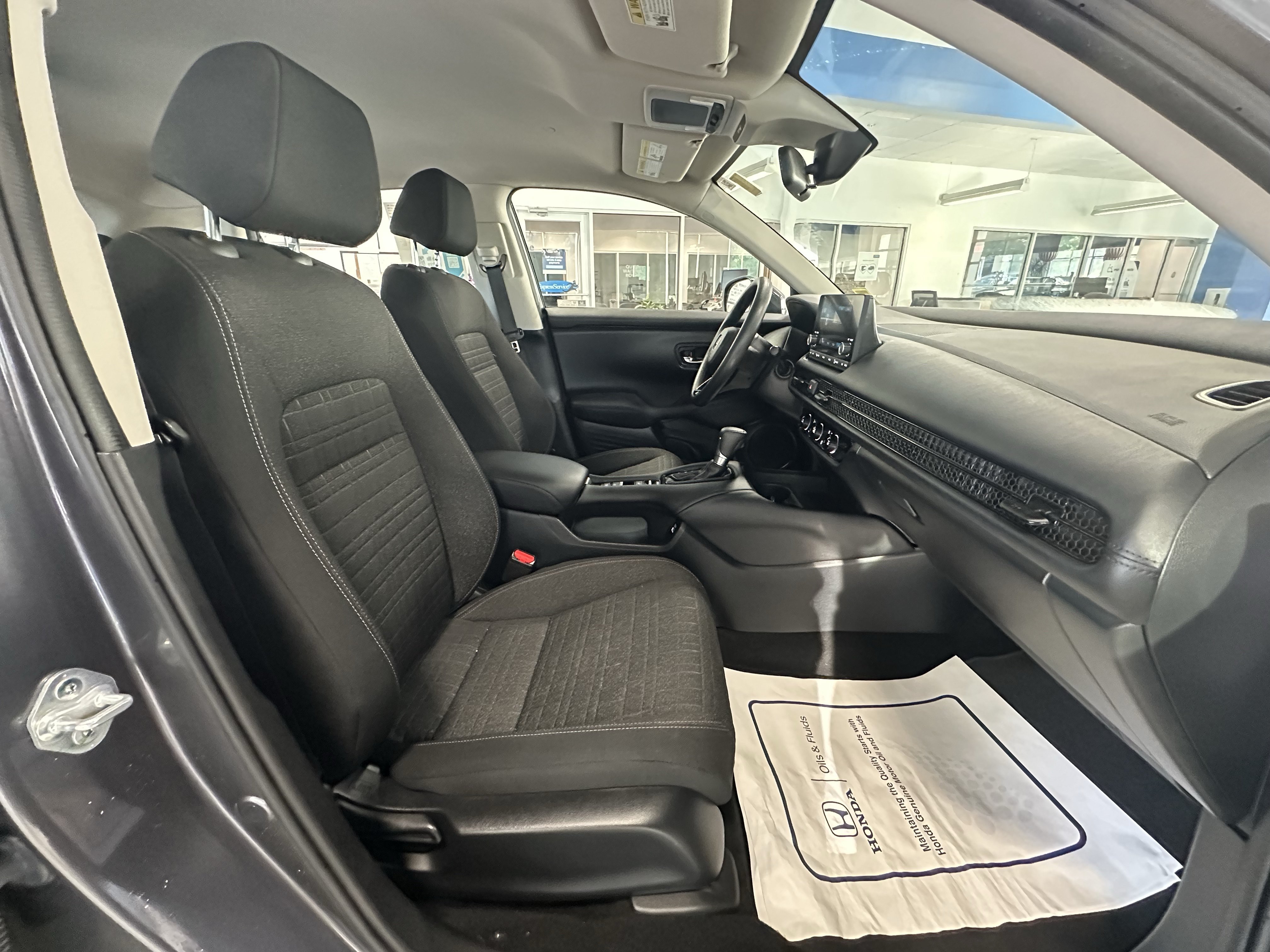 Used 2023 Honda HR-V LX image 19