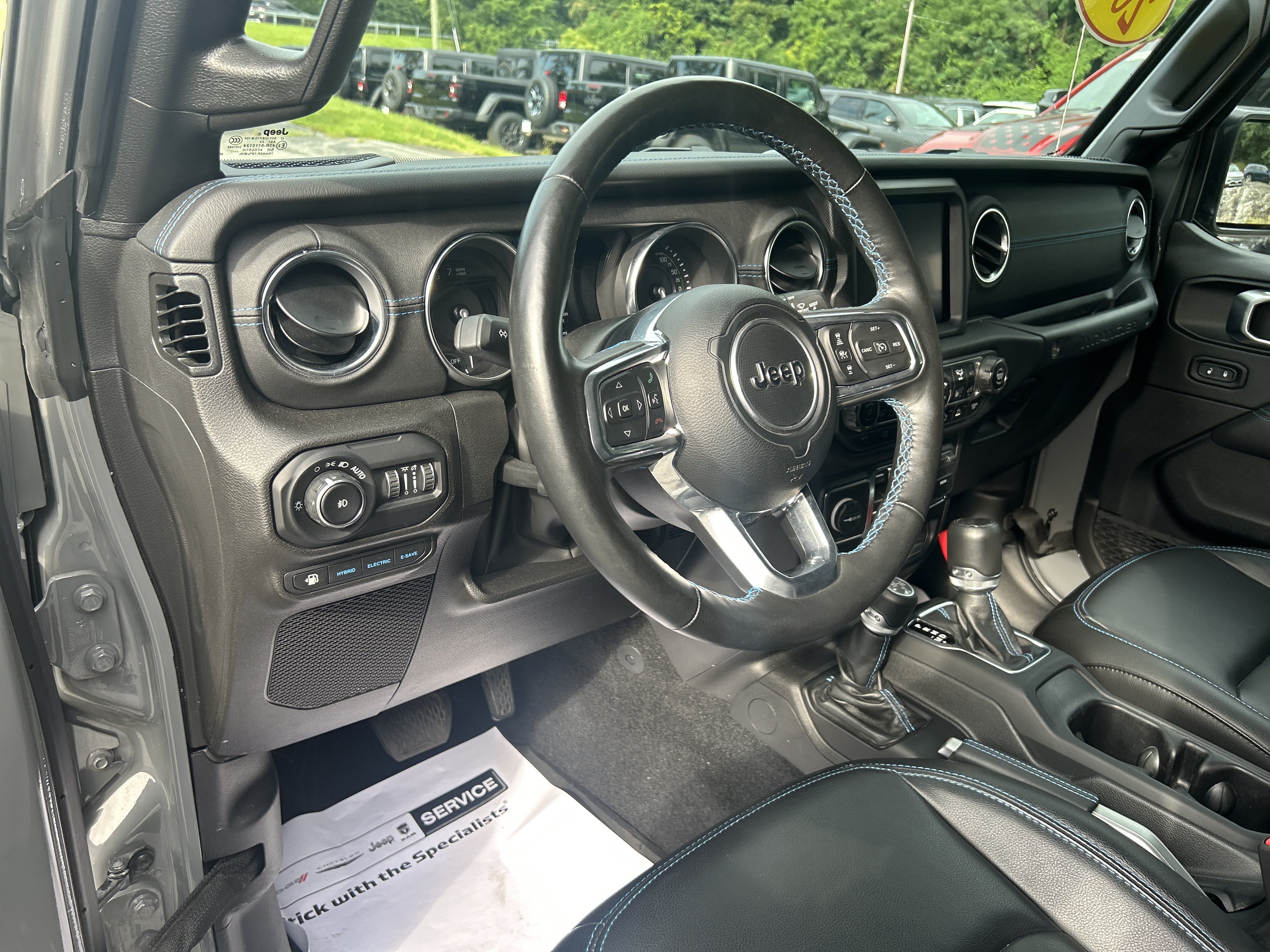 Certified 2022 Jeep Wrangler Unlimited Rubicon 4xe w/ Steel Bumper Group AWD/4WD image 18