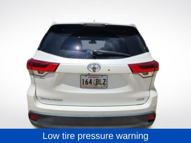 Used 2018 Toyota Highlander XLE FWD image 8