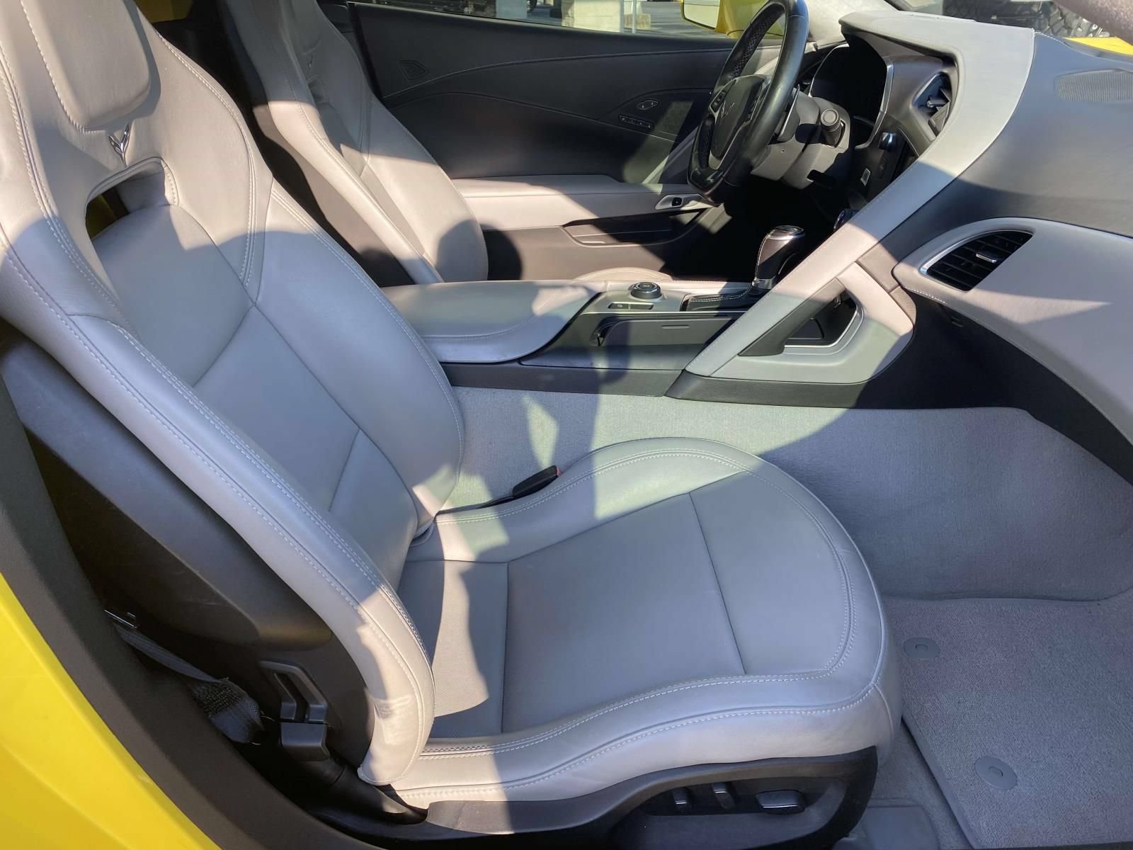Used 2019 Chevrolet Corvette Stingray Convertible w/ 3LT Preferred Equipment Group RWD image 15