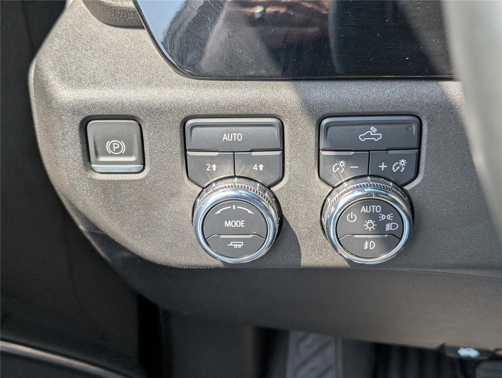 Used 2023 GMC Sierra 1500 Elevation image 21