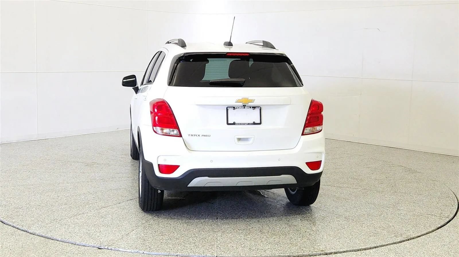Used 2022 Chevrolet Trax LT w/ Driver Confidence Package AWD/4WD image 6