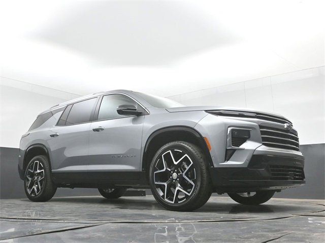 Used 2026 Chevrolet Traverse High Country image 43