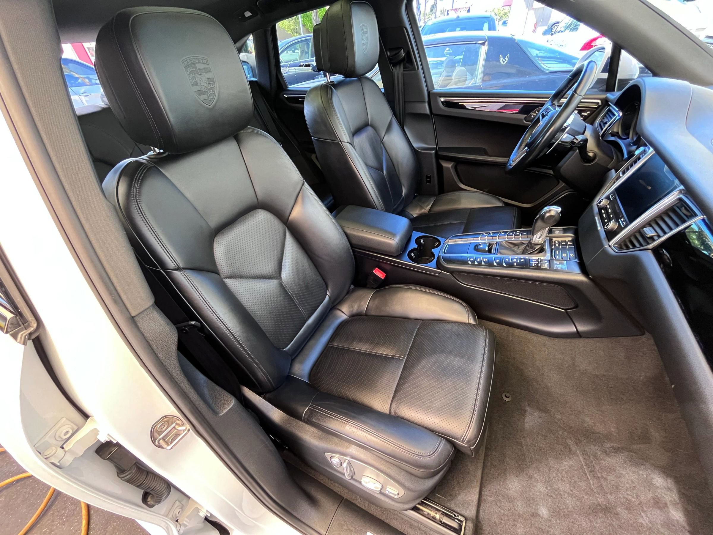 Used 2017 Porsche Macan S image 13