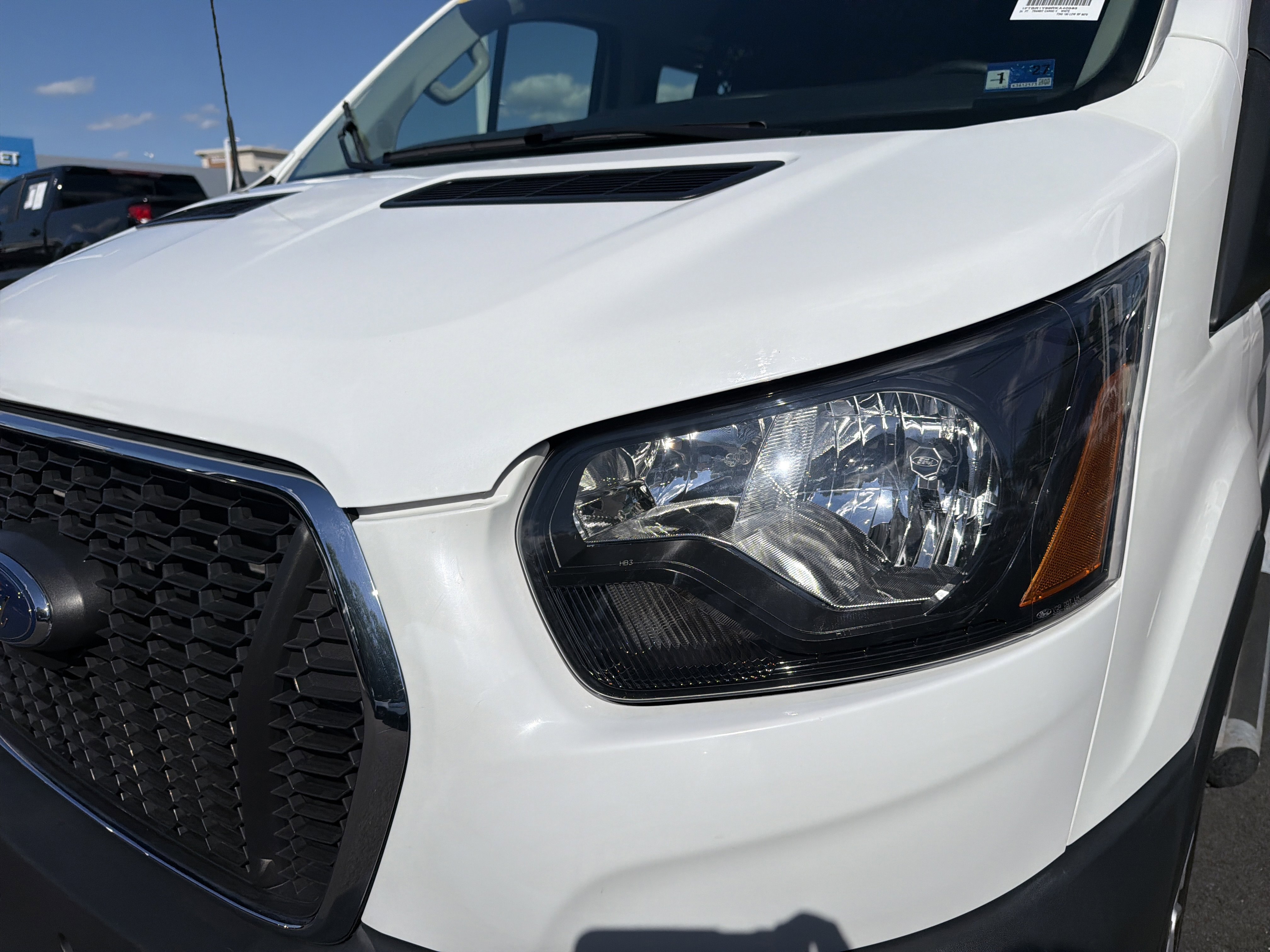 Used 2024 Ford Transit 250 Low Roof w/ Exterior Upgrade Package RWD image 6