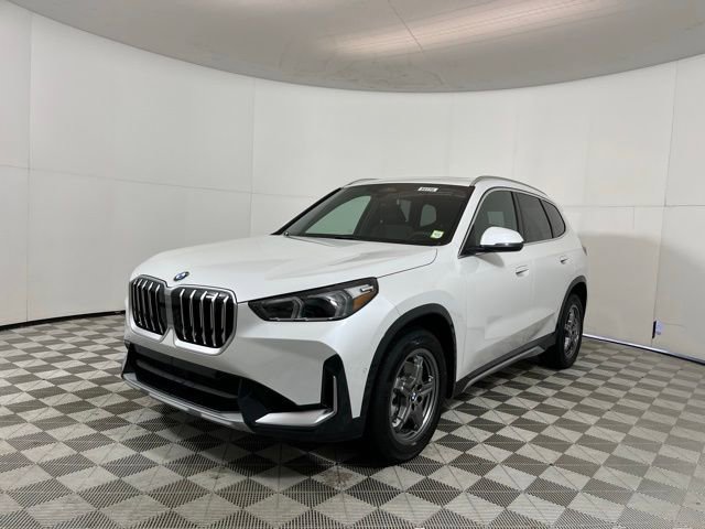 New 2026 BMW X1 xDrive28i w/ Convenience Package image 3