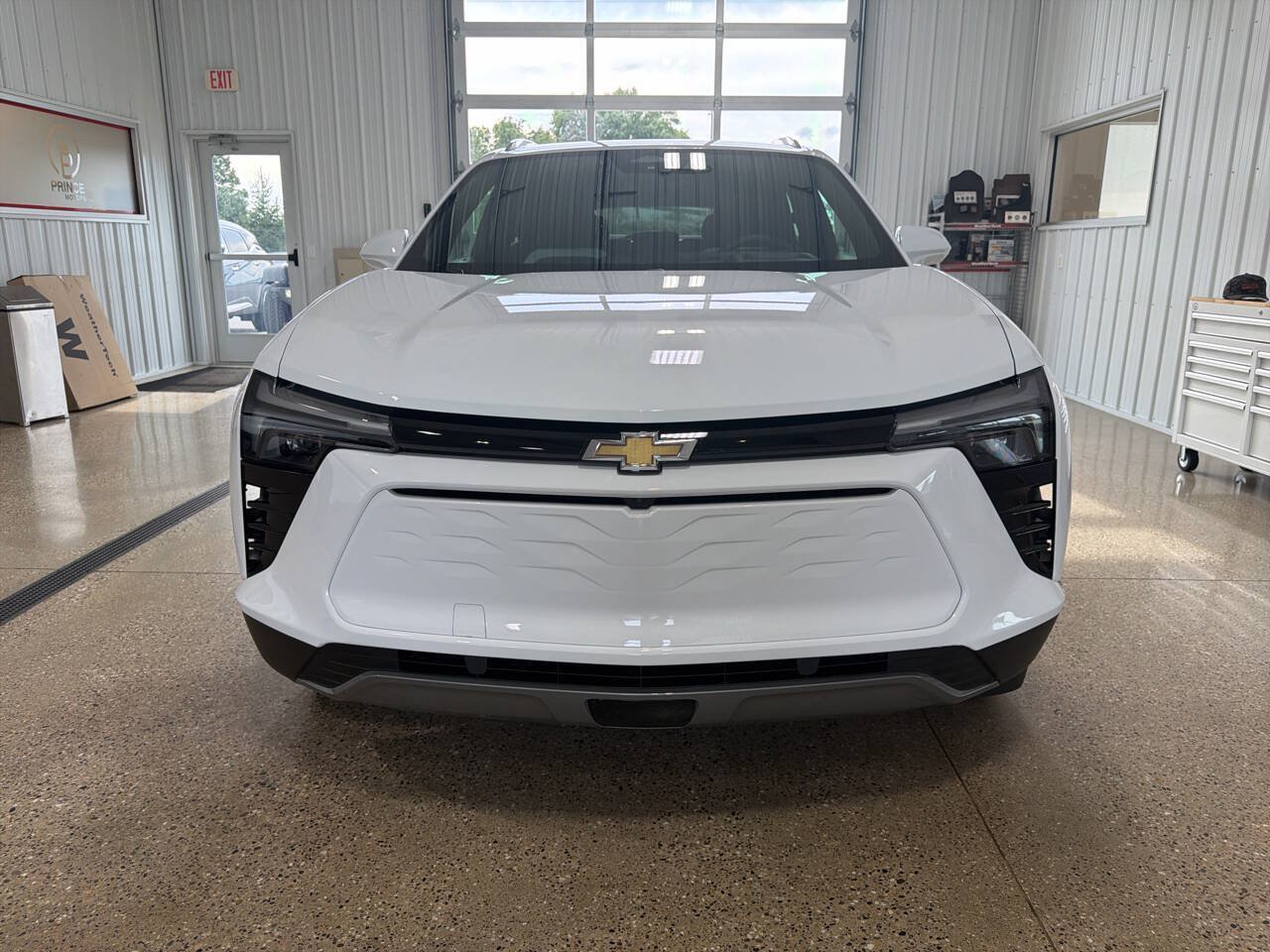 Used 2024 Chevrolet Blazer EV LT AWD/4WD image 8