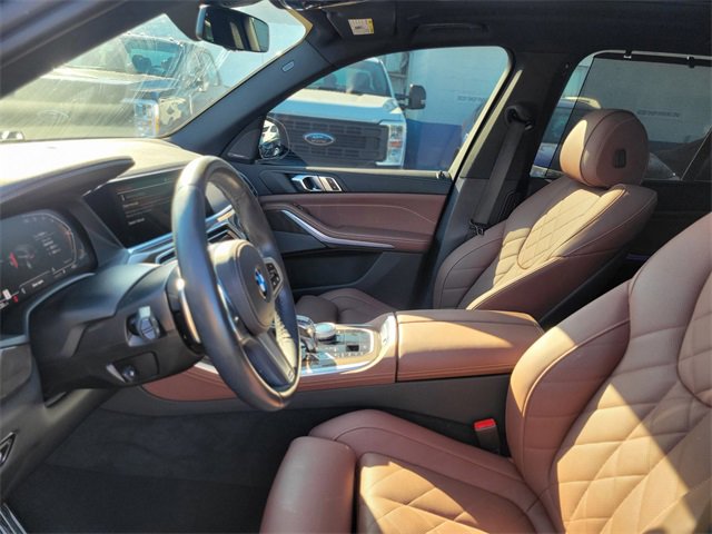 Used 2023 BMW X5 xDrive40i w/ Executive Package image 18