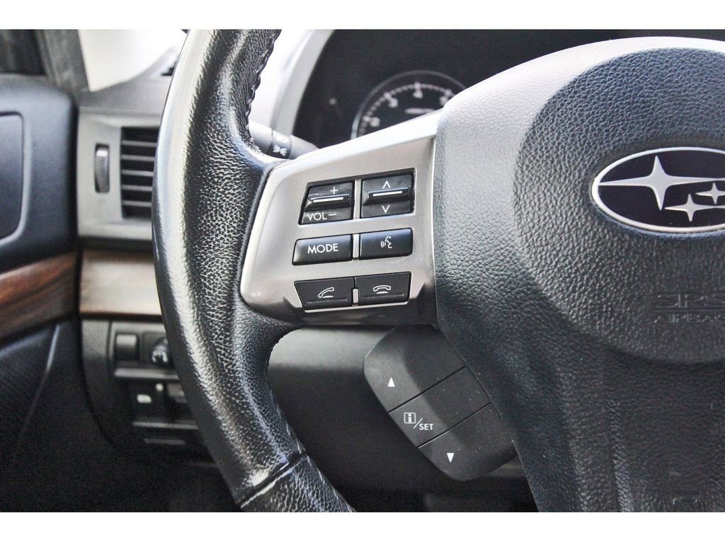 Used 2013 Subaru Outback 3.6R Limited w/ Special Appearance Pkg image 19