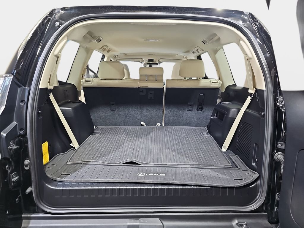 Certified 2023 Lexus GX 460 Premium w/ Premium Package AWD/4WD image 12