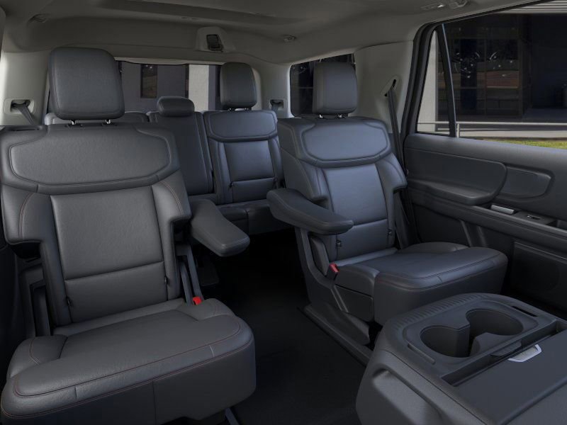 New 2025 Ford Expedition Active image 11