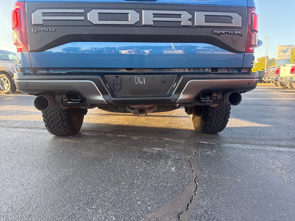 Used 2019 Ford F150 Raptor w/ Equipment Group 802A Luxury AWD/4WD image 9