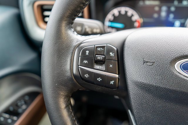 Used 2022 Ford Maverick Lariat w/ Lariat Luxury Package image 24