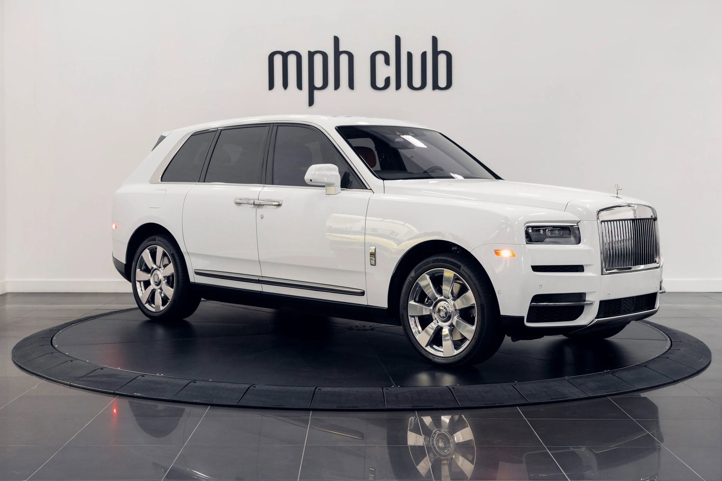 Used 2021 Rolls-Royce Cullinan AWD/4WD image 5