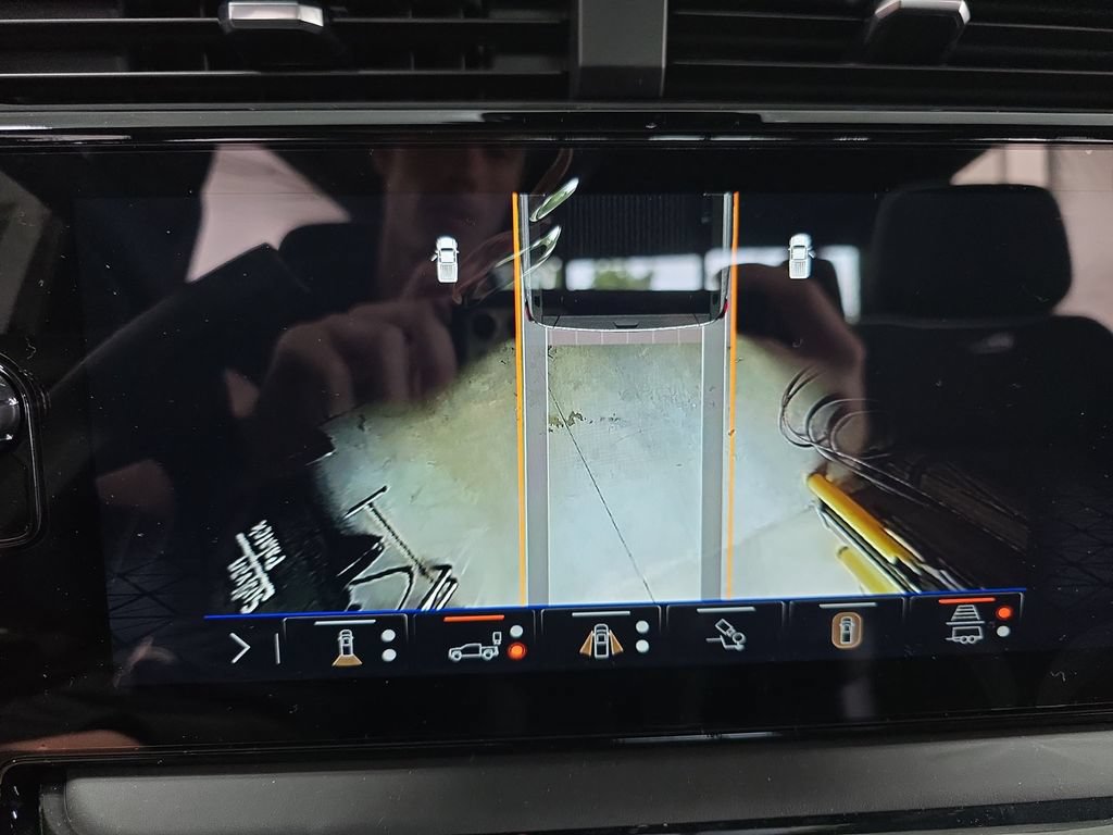 New 2026 GMC Sierra 2500 AT4X AWD/4WD image 25