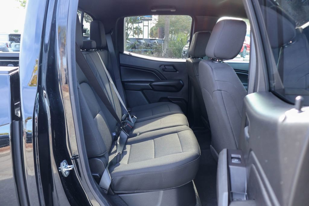 Used 2025 Chevrolet Colorado W/T image 11
