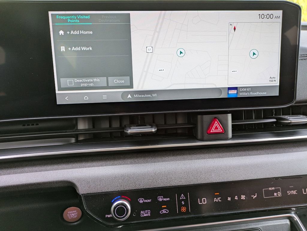 Used 2025 Kia Carnival EX image 17