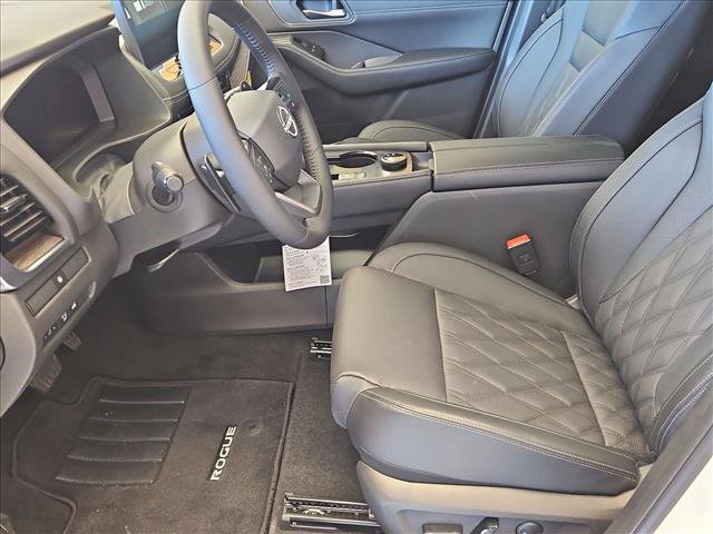 New 2026 Nissan Rogue Platinum AWD/4WD image 4