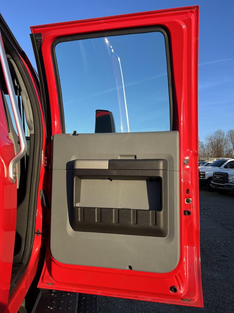 Used 2021 Ford F650 2WD Crew Cab Super Duty image 40