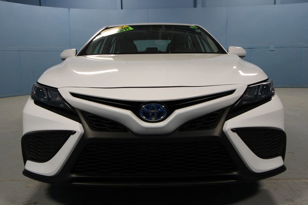 Used 2024 Toyota Camry SE FWD image 23