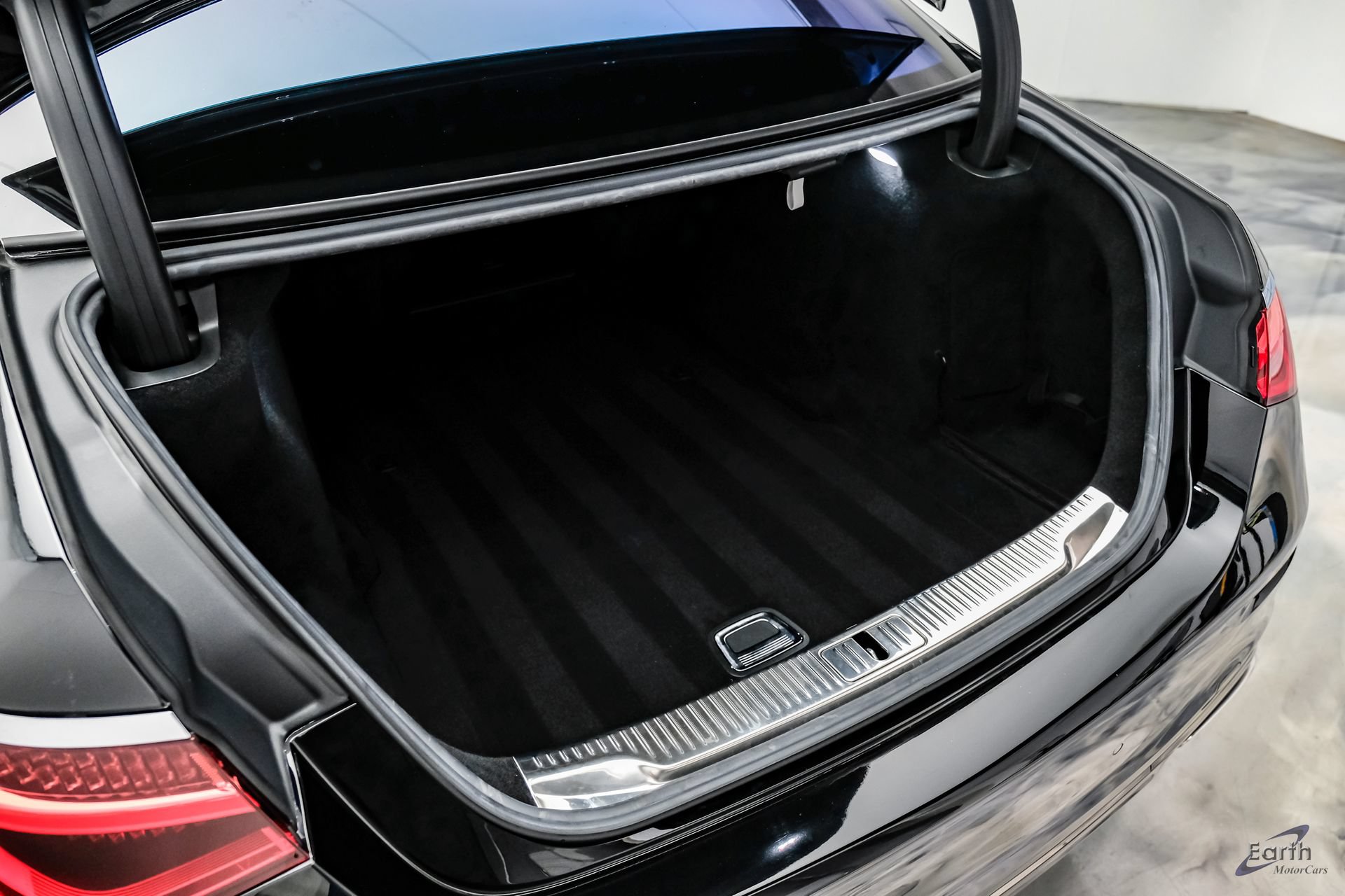 Used 2024 Mercedes-Benz S 580 4MATIC Sedan w/ AMG Line image 99