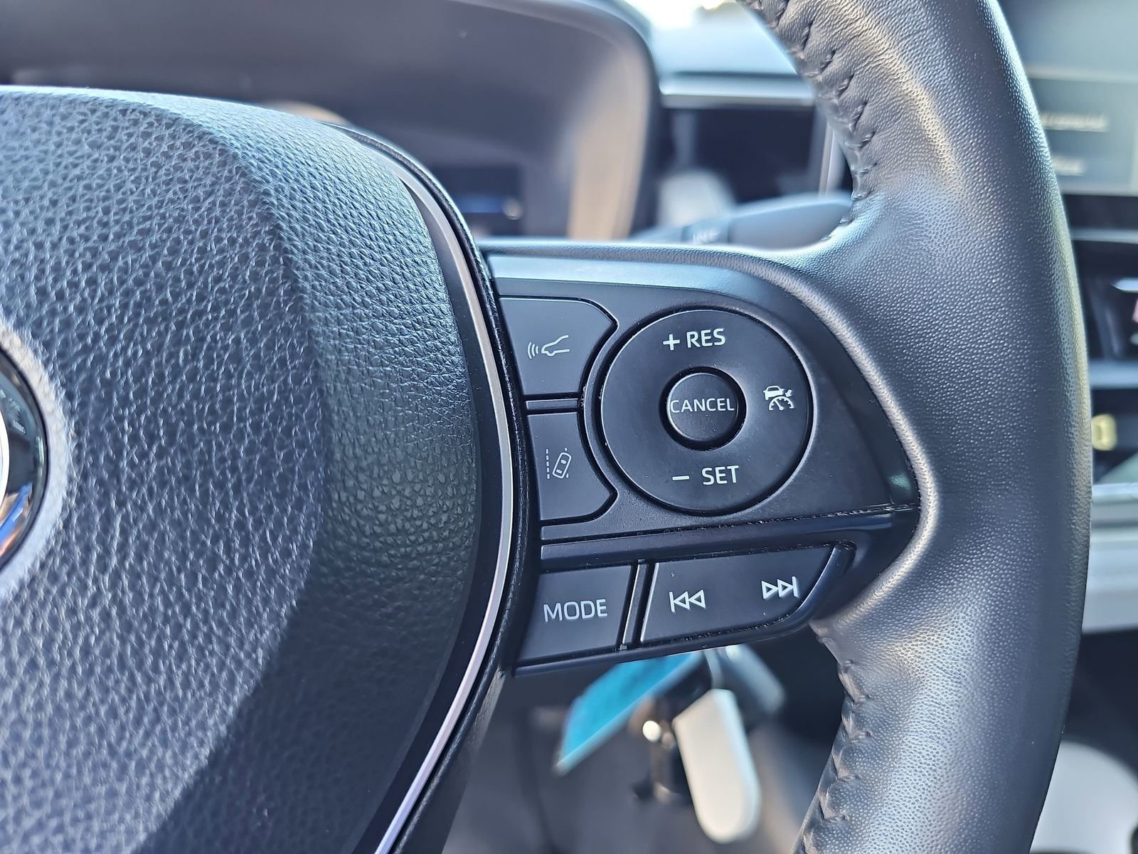 Used 2022 Toyota Corolla SE FWD image 17
