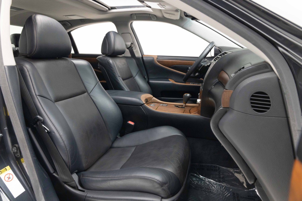 Used 2011 Lexus LS 460 w/ Sport Pkg RWD image 4
