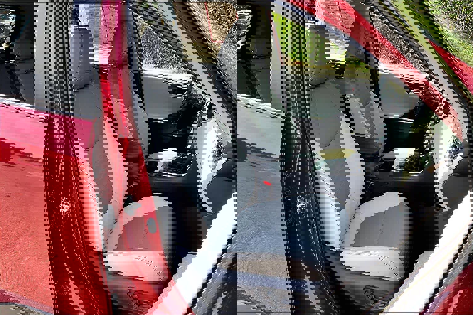 Certified 2022 Toyota RAV4 Limited image 17