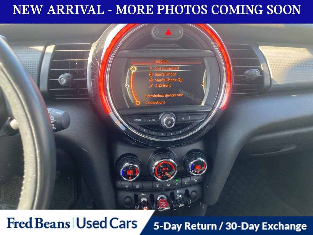 Used 2018 MINI Cooper 2-Door Hardtop image 13