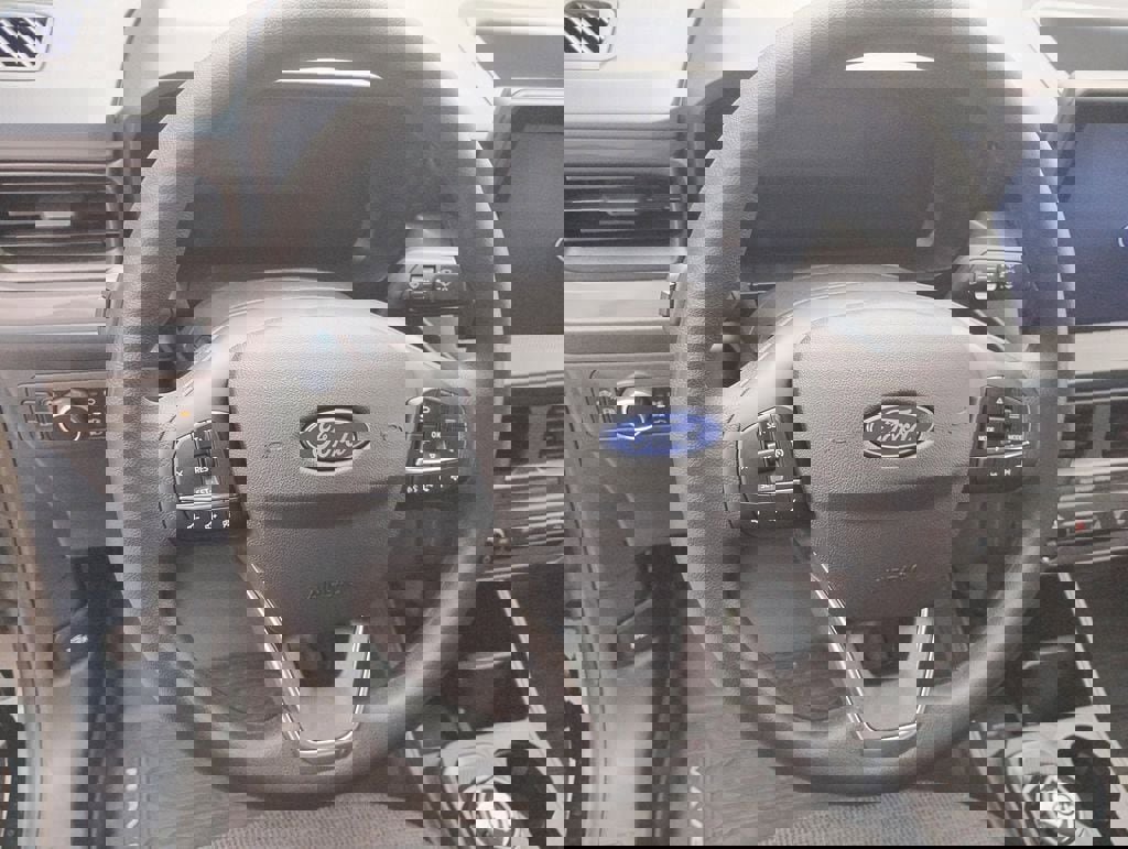 New 2025 Ford Maverick XL image 19