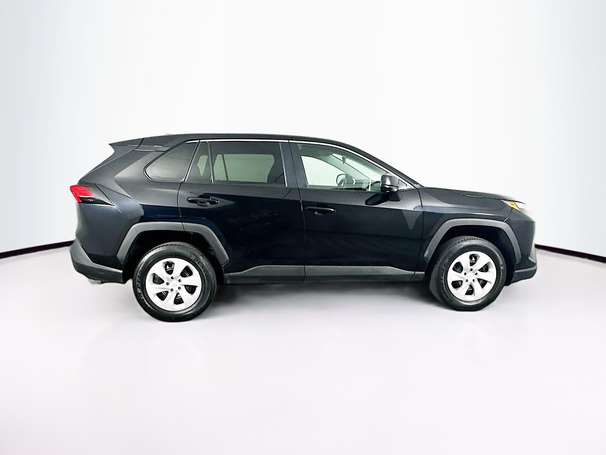 Used 2025 Toyota RAV4 LE image 10