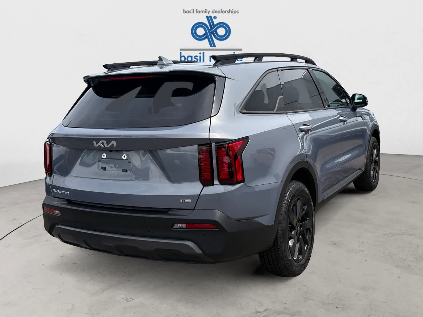 Used 2023 Kia Sorento S w/ Panoramic Sunroof Package AWD/4WD image 5