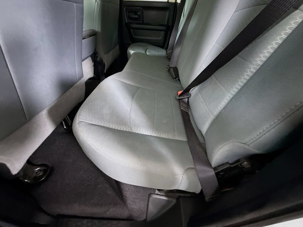 Used 2017 RAM 1500 Express AWD/4WD image 25