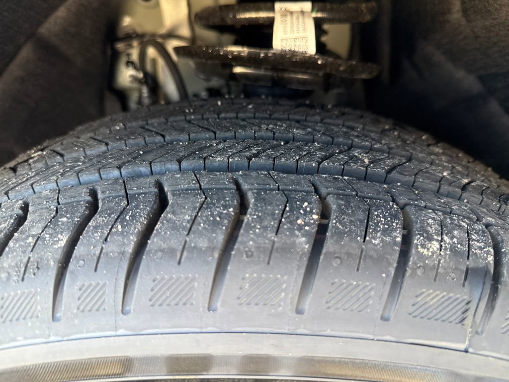 New 2026 Chevrolet Equinox EV LT AWD/4WD image 27