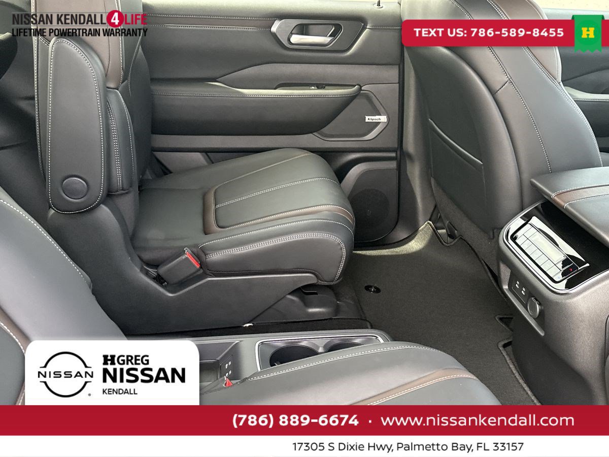 New 2026 Nissan Armada SL w/ Captain's Chari Seat Package RWD image 23