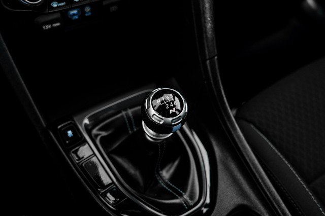 Used 2019 Hyundai Veloster N N FWD image 23