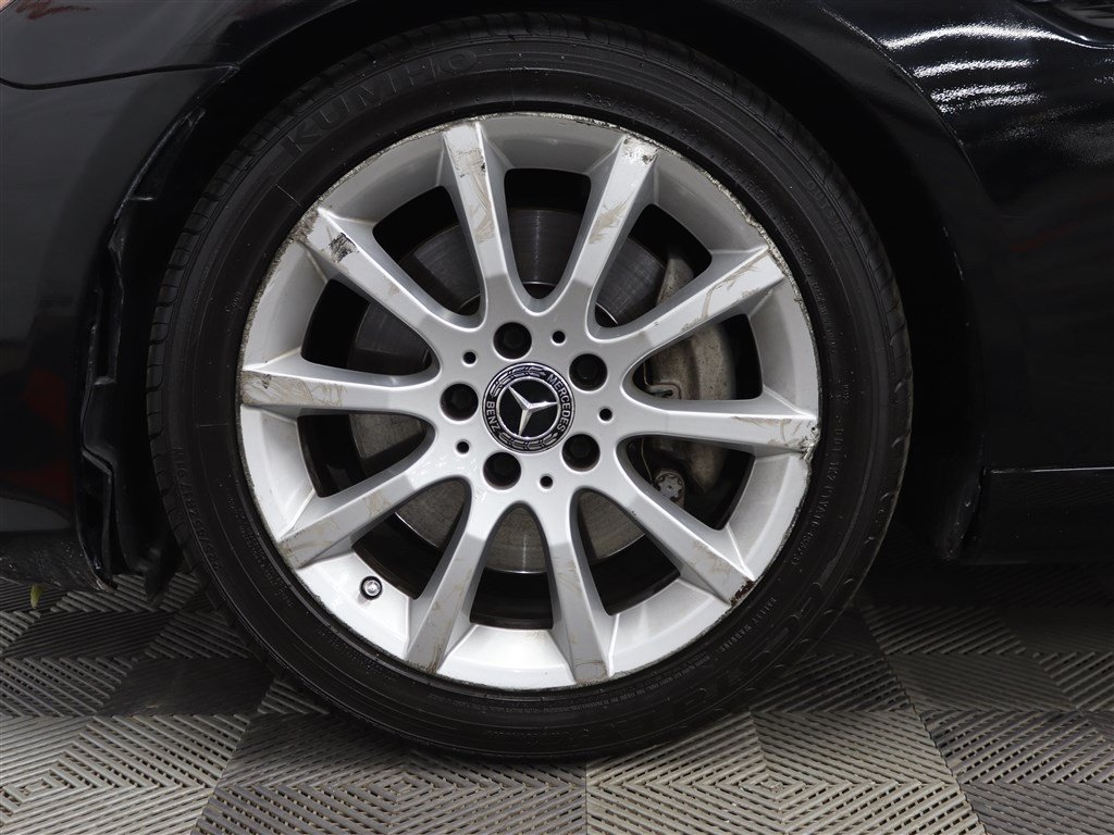 Used 2017 Mercedes-Benz SLC 300 image 34
