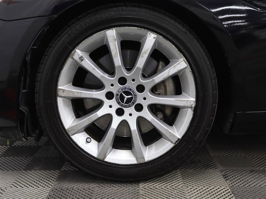 Used 2017 Mercedes-Benz SLC 300 image 34