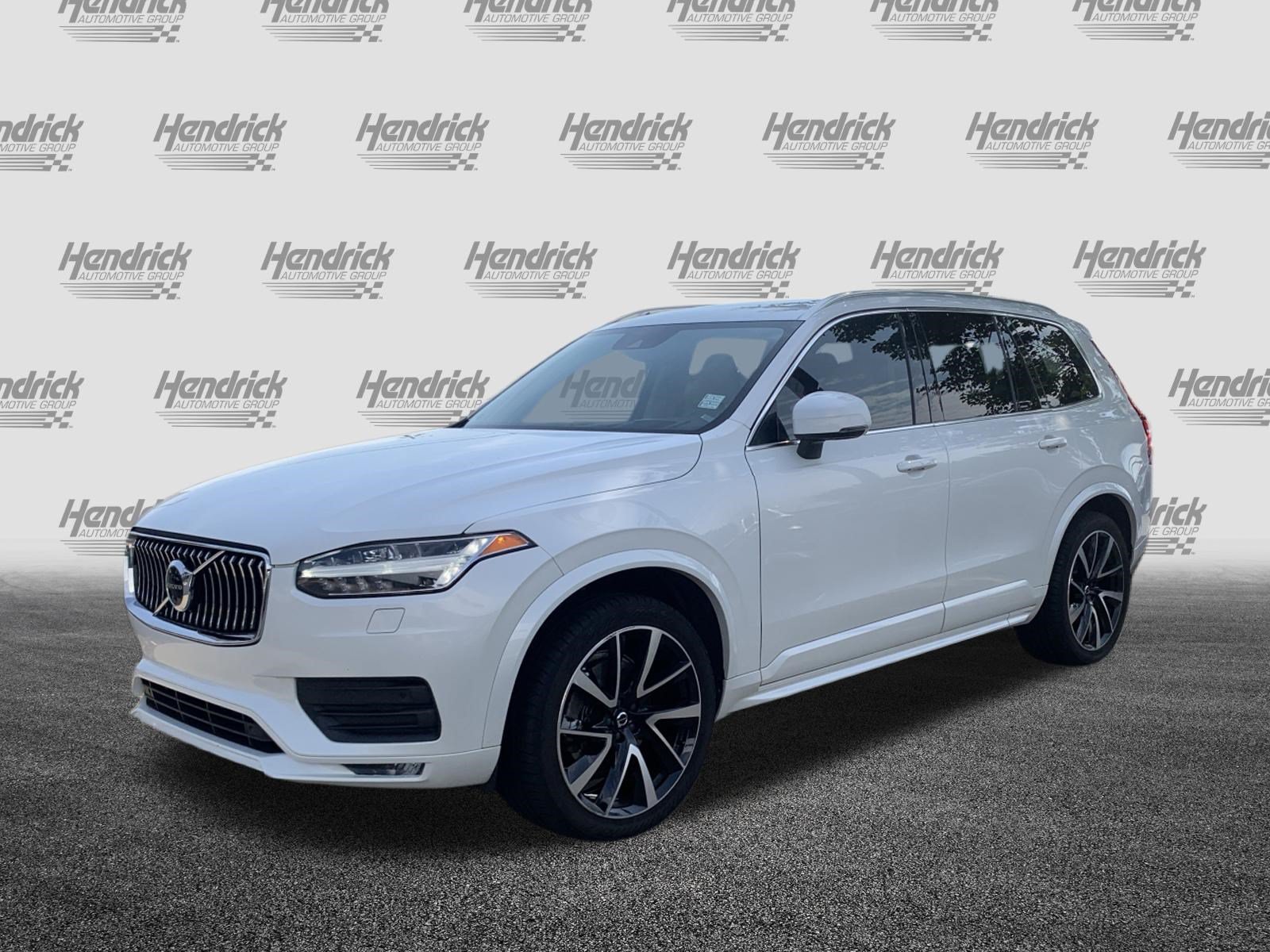 Used 2020 Volvo XC90 T6 Momentum w/ Protection Package AWD/4WD image 5