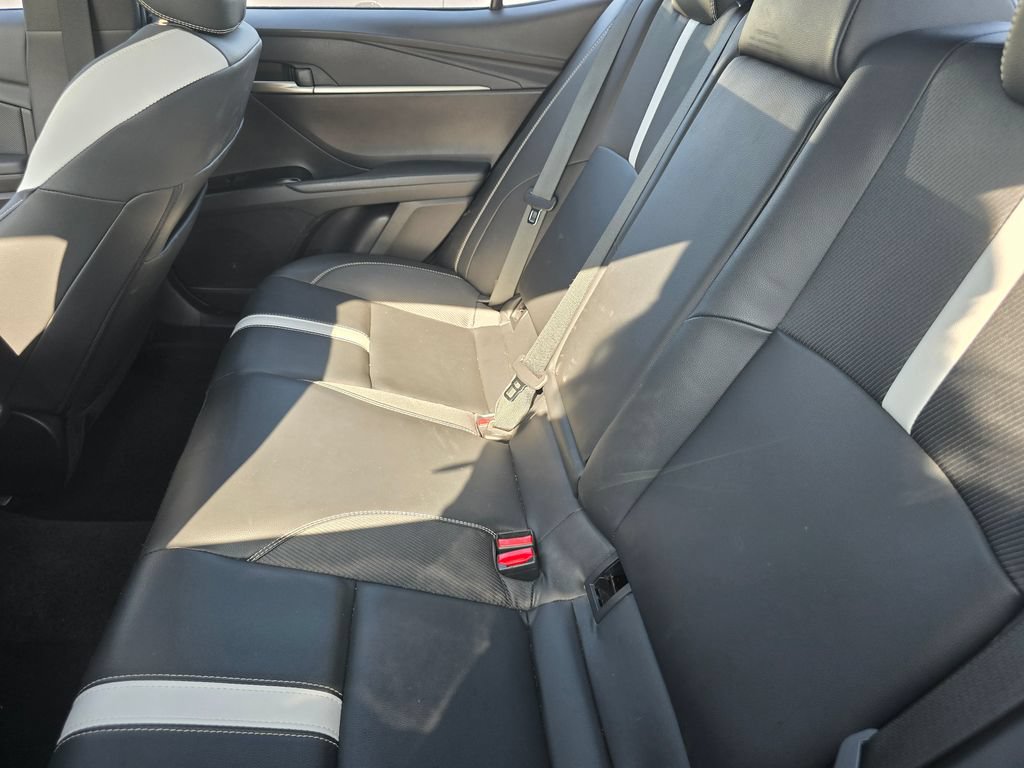 Used 2025 Toyota Camry SE FWD image 22
