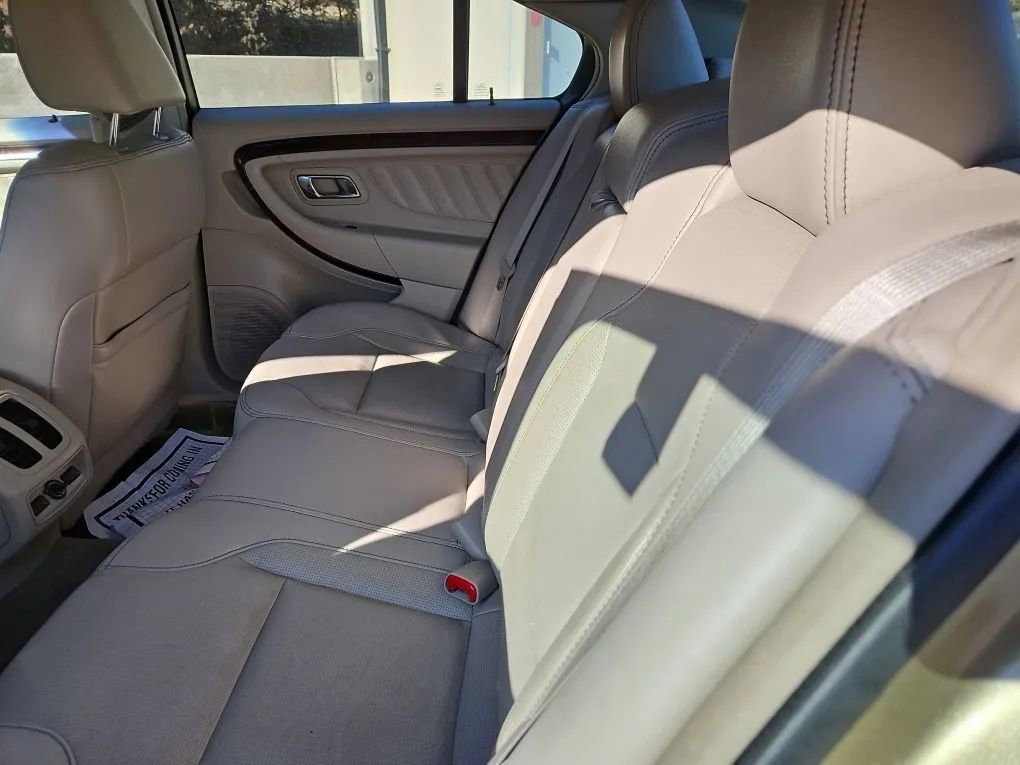 Used 2012 Ford Taurus Limited image 13