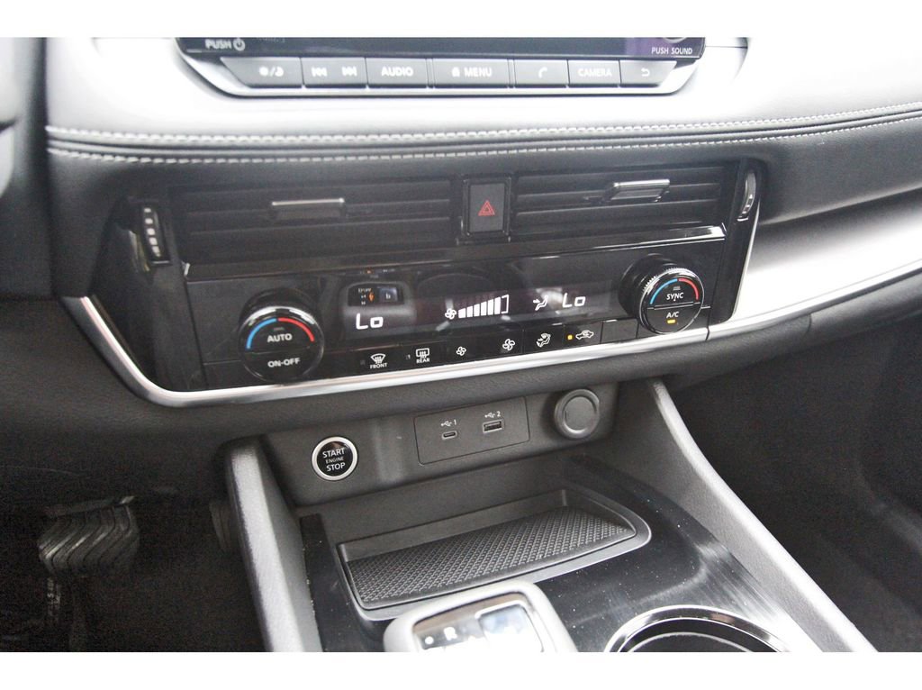 Used 2022 Nissan Rogue SV image 20