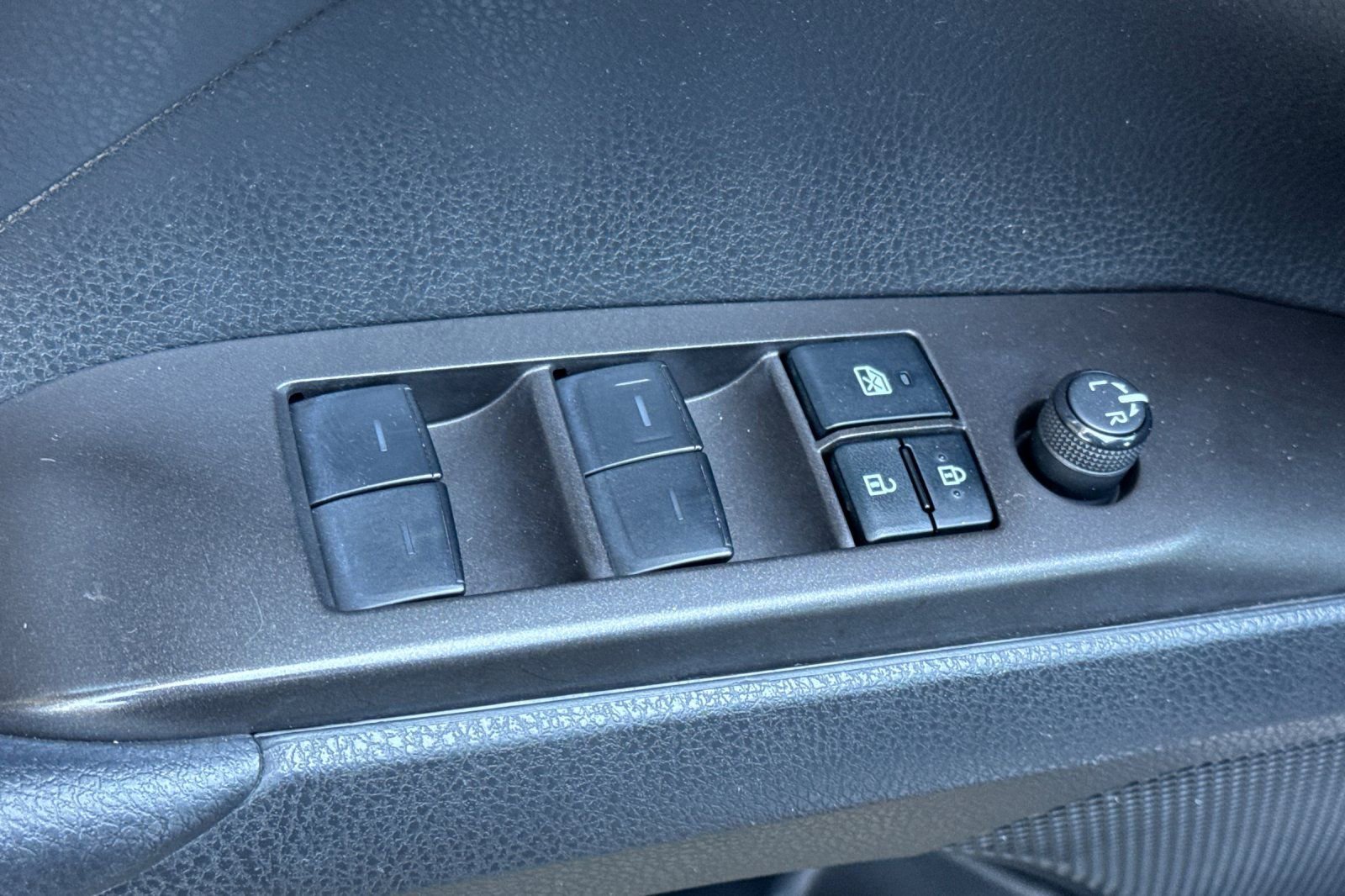 Certified 2022 Toyota Camry SE image 15