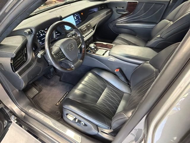 Used 2019 Lexus LS 500 AWD w/ Interior Upgrade Package image 11