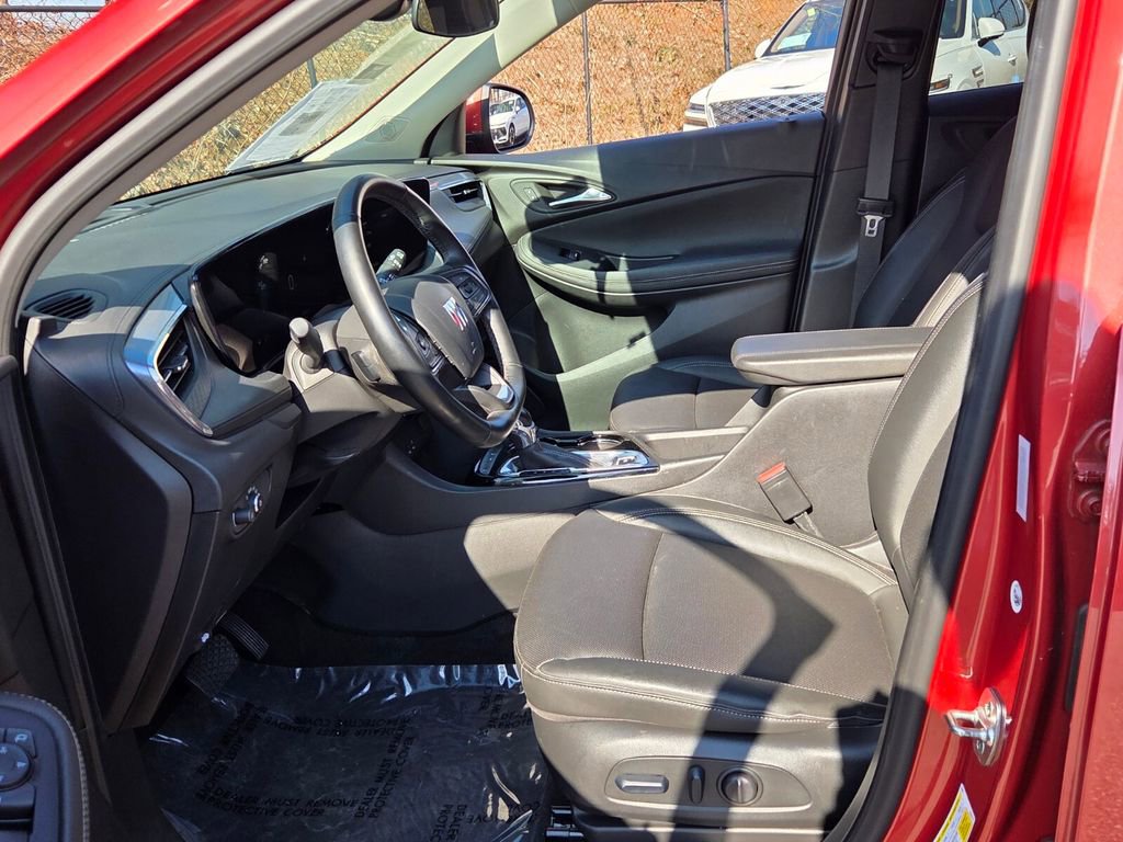 Used 2024 Buick Encore GX Sport Touring w/ Comfort Package image 5